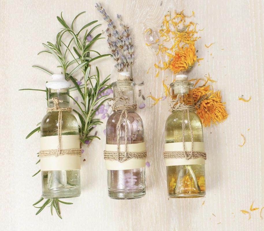 ¡Bienvenidos al maravilloso mundo de los aceites&nbsp;esenciales!