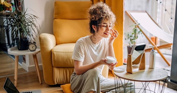 ¿Sabes qué son los Disruptores Endocrinos? Descubre cómo proteger tu bienestar con Aceites&nbsp;Esenciales